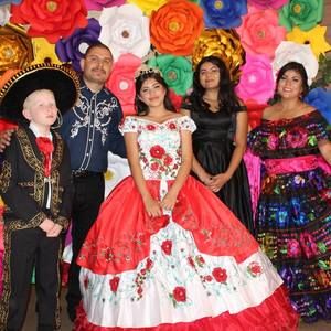 Meet your Posher, Selene